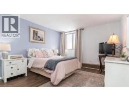 570 PROUDFOOT Lane UnitNo. 902 - 14