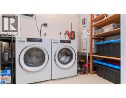 570 PROUDFOOT Lane UnitNo. 902 - 19