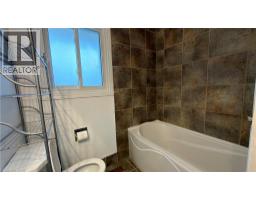 66 GLAMIS Road UnitNo. 33 - 18