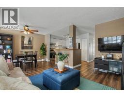 851 BUTTERNUT Avenue - 17