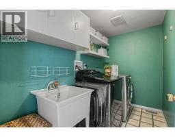 851 BUTTERNUT Avenue - 23