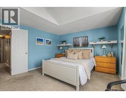 851 BUTTERNUT Avenue - 25