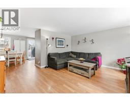 743 PARKVIEW Crescent - 5
