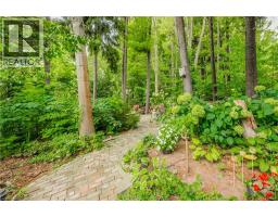 111 GRANDVIEW Drive - 42