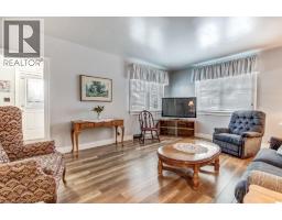 39 QUEEN Street W - 5