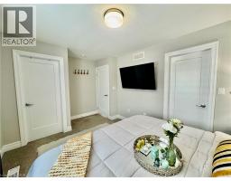 91 NIESON Street - 35