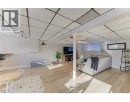 322 DALEVIEW Place - 32