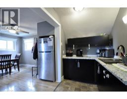 105 FRANCIS Street - 27