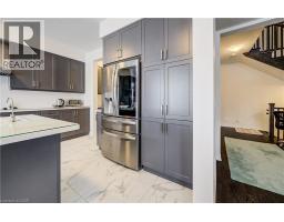 588 BECKVIEW Crescent - 18