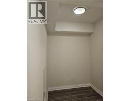 15 WELLINGTON Street UnitNo. 318 - 30