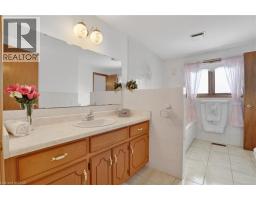 49 CENTURY HILL Drive - 21