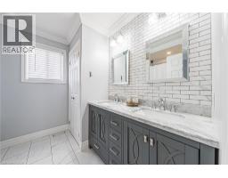 47 FULLER Drive - 18