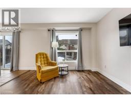 142 DUBRICK Crescent - 10