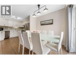 142 DUBRICK Crescent - 15