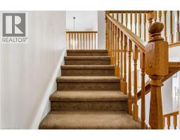 142 DUBRICK Crescent - 17