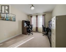 538 THOMAS SLEE Drive - 32