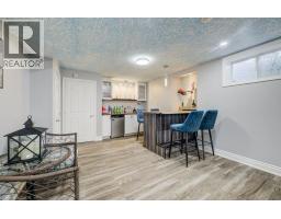 538 THOMAS SLEE Drive - 40