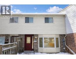 545 PARKVIEW Crescent - 1
