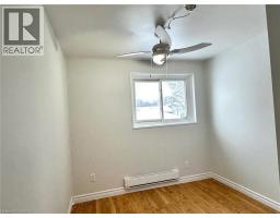 545 PARKVIEW Crescent - 11