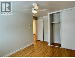 545 PARKVIEW Crescent - 14