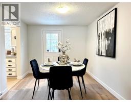 545 PARKVIEW Crescent - 5