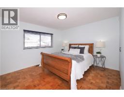 727 RIVERSIDE Drive - 36