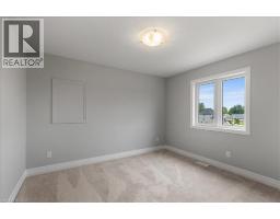 21 SYCAMORE Drive N - 23