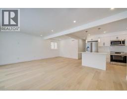 328 THE COUNTRY Way - 7