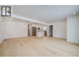 328 THE COUNTRY Way - 9