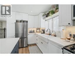 196 DURHAM Avenue - 14