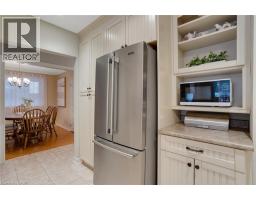 14 HEARTH Crescent - 19