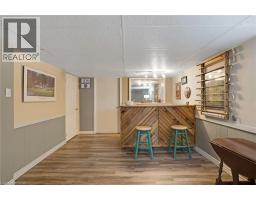 14 HEARTH Crescent - 33