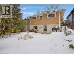 14 HEARTH Crescent - 44