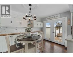 28 MAIN Avenue W - 16