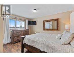 28 MAIN Avenue W - 25