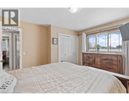 28 MAIN Avenue W - 28