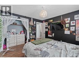 28 MAIN Avenue W - 30