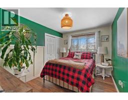 28 MAIN Avenue W - 31