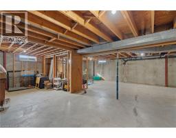 28 MAIN Avenue W - 38