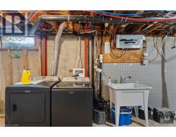 28 MAIN Avenue W - 42