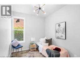 89 TALBOT Street S - 18