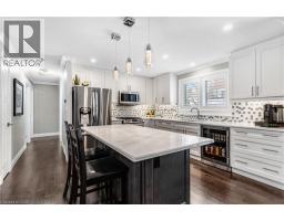 31 DAYMAN Court - 10