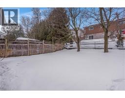 31 DAYMAN Court - 36