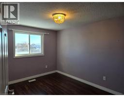 168 WHITTAKER Crescent - 14