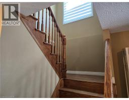 168 WHITTAKER Crescent - 7