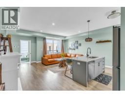 261 WOODBINE Avenue UnitNo. 82 - 5