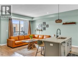 261 WOODBINE Avenue UnitNo. 82 - 6