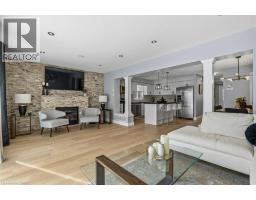 26 HELENA FEASBY Street - 11