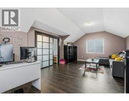 26 HELENA FEASBY Street - 24