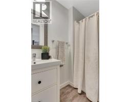 50 GREENWATER Street - 35